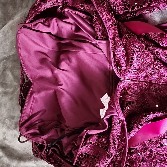 Formal gown - Picture 12 of 13